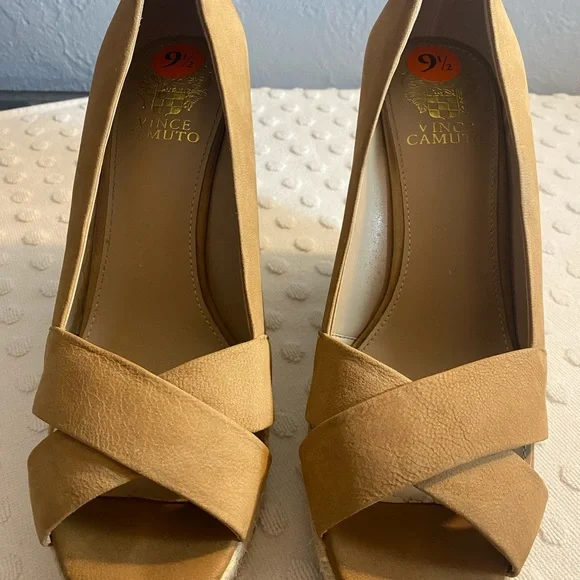 VINCE CAMUTO Womens Taryn Nubuck Jute Peeptoe Wedge - Picture 2 of 16